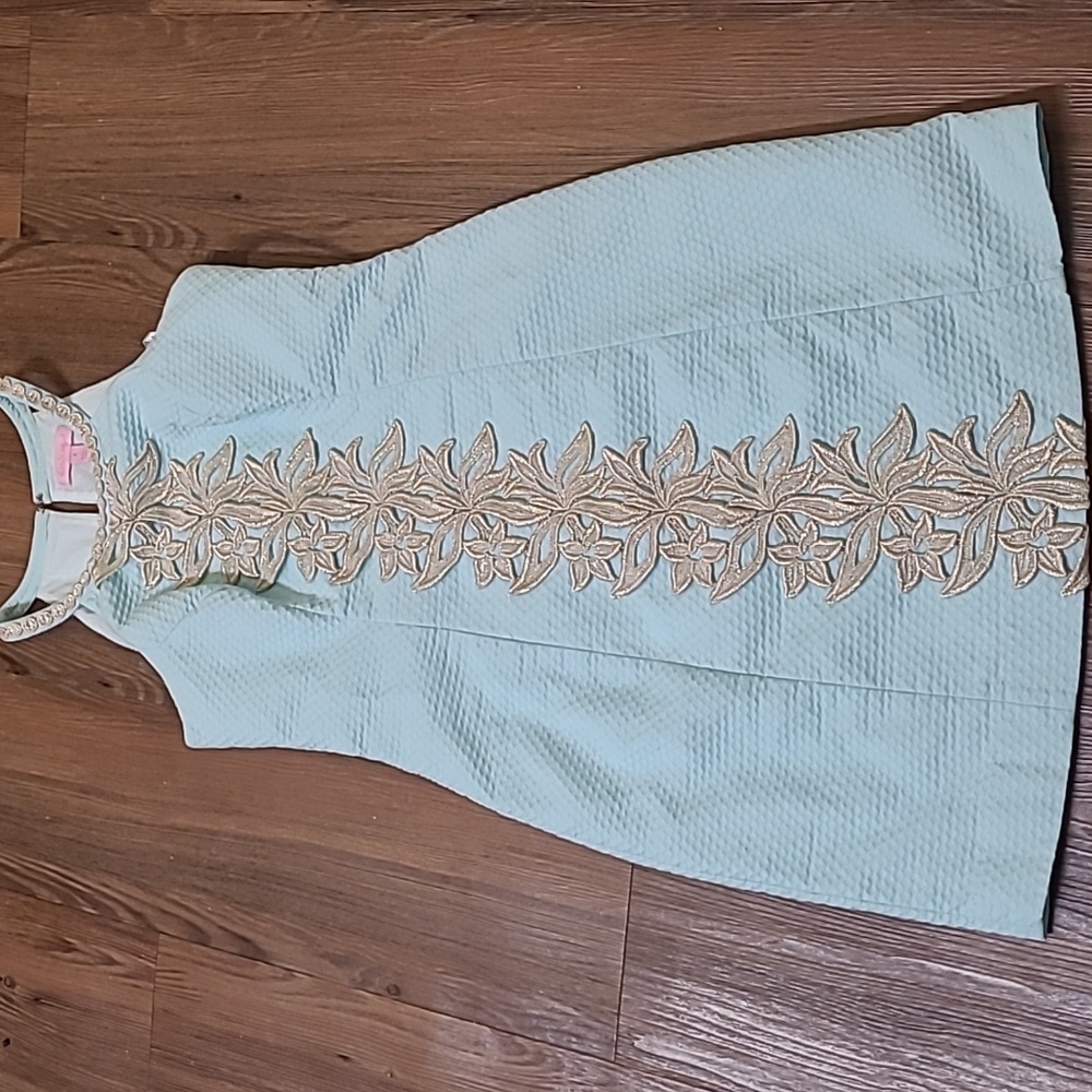 Lilly Pulitzer Light Blue Dress with Gold Floral Accents used good condition.
